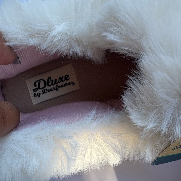 Women's Pink Memory Foam Slippers - Picture 2 of 4